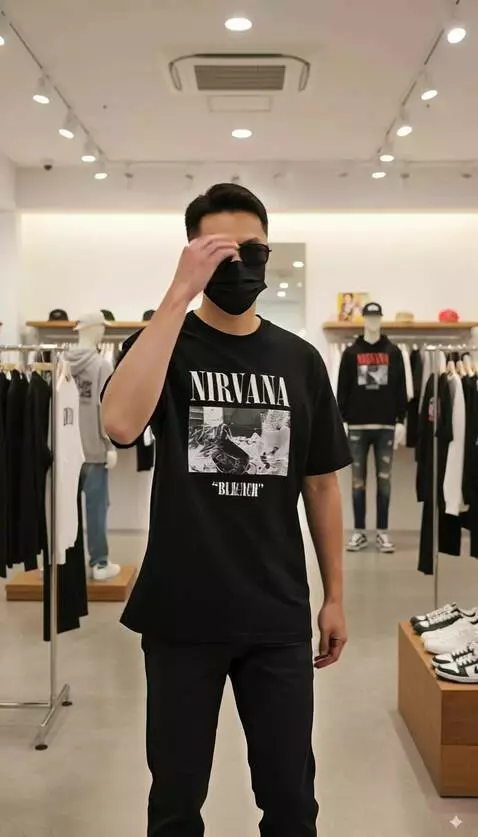 AI Video from prompt: Pria terssbut merapihkan rambutnya kemudian berp