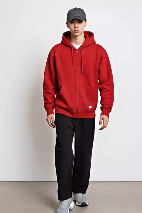 AI Video from prompt: “Seorang model laki-laki muda tinggi 200 cm berj