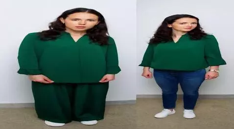 AI Video from prompt: She takes off her clothes completely