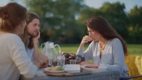 AI Video from prompt: Структура видео-подкаста «Инновации в маркетинге