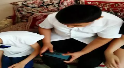 AI Video from prompt: Teacher walk over to the boy and started to angr