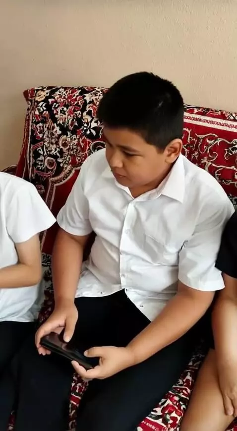 AI Video from prompt: Teacher walk over to the boy and started to angr