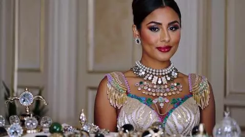 AI Video from prompt: Iced out princess! Lots of jewelry! Big expensiv