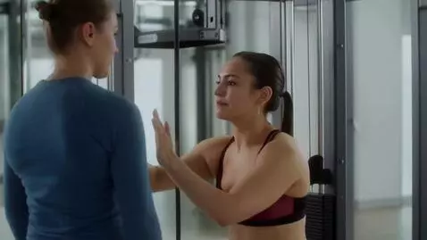 AI Video from prompt: Сделать реалистичное видео два кота в активной т