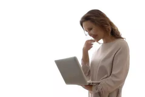AI Video from prompt: Wife doesn’t like web3
