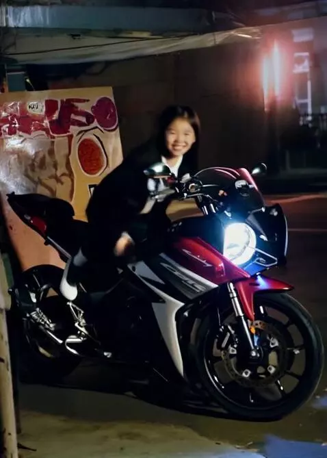 AI Video from prompt: @𝙁𝙖𝙣𝙙𝙧𝙖.𝟬𝟱:buatkan foto ini menjadi realistis vi