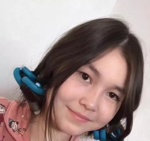 AI Video from prompt: На попе какашки