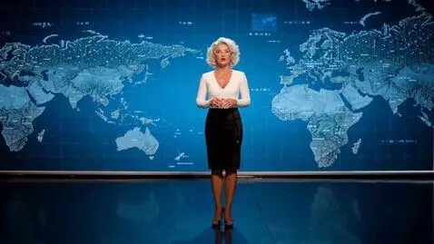 AI Video from prompt: Женщина, 40 лет, телеведущая, модельной внешност