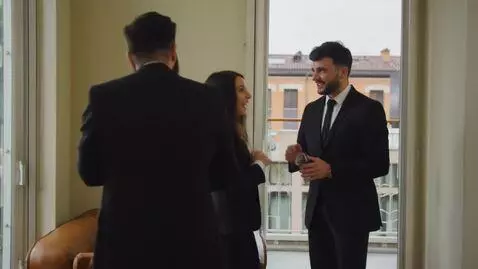 AI Video from prompt: Am nevoie de un video cu cativa angajati a compa