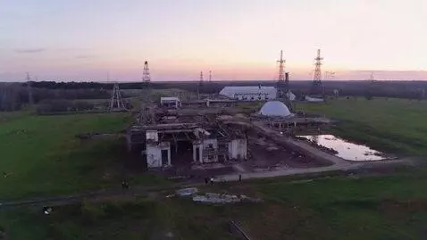 AI Video from prompt: сделай видео про сталкеров которые забрались в с