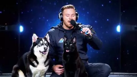 AI Video from prompt: Make a video of a rapper recording a song in spa