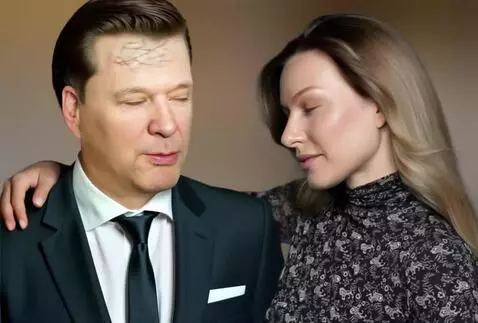 AI Video from prompt: 1. The couple are hugging each other: she is lyi