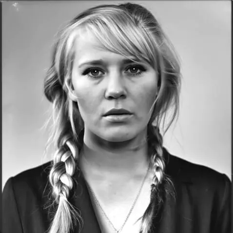 AI Video from prompt: фотосессия...