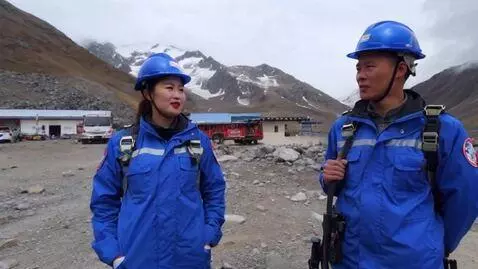 AI Video from prompt: «Сотрудники МЧС Республики Казахстан всегда перв