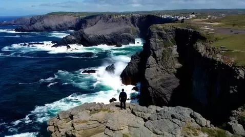 AI Video from prompt: The camera starts from below soaring above jagge