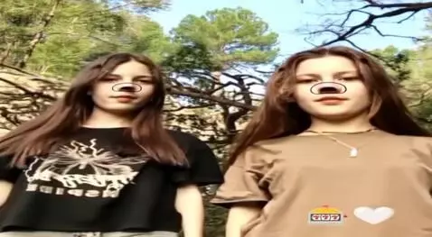 AI Video from prompt: Make them kiss