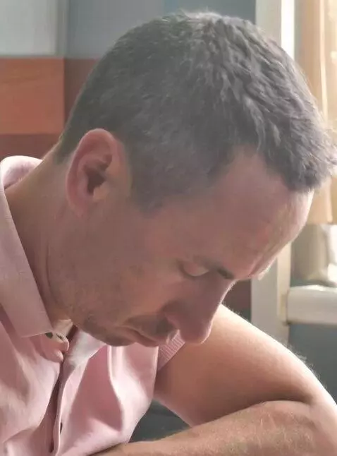 AI Video from prompt: I woke up and smiled