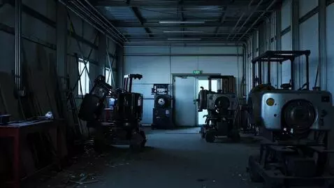 AI Video from prompt: строительный фон, строительные цех, внутри цеха,