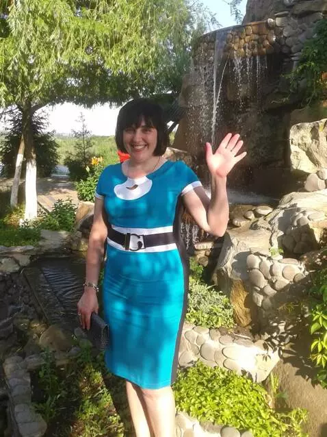 AI Video from prompt: Smiling, he waves his hand