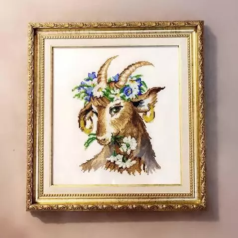 AI Video from prompt: Extend video background based on this photo