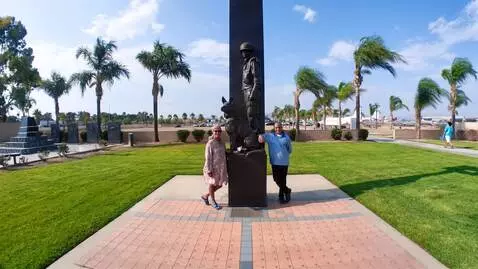 AI Video from prompt: Show the two subjects running and jumping into a