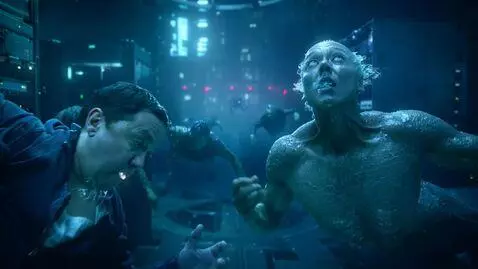 AI Video from prompt: Personas desesperadas tomándose cápsulas pequeña