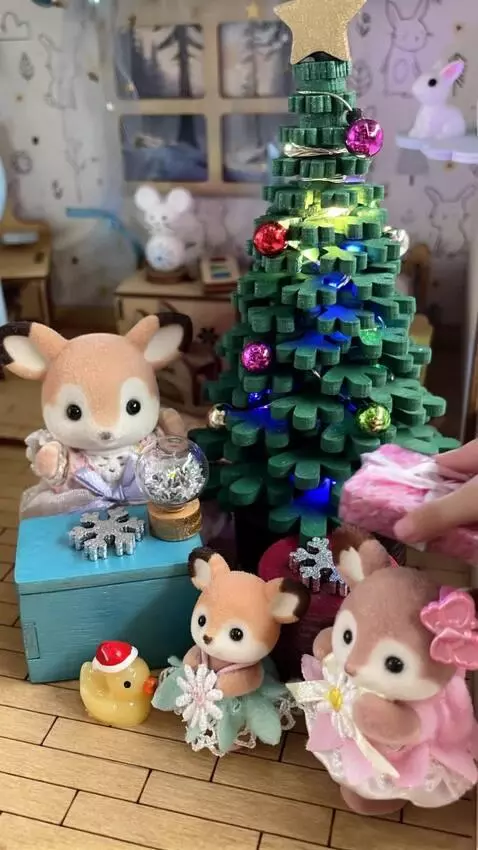 AI Video from prompt: animals unpack gifts, the Christmas tree twinkle