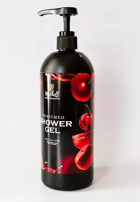 AI Video from prompt: Огромная лавина спелой черешни приносит данный п