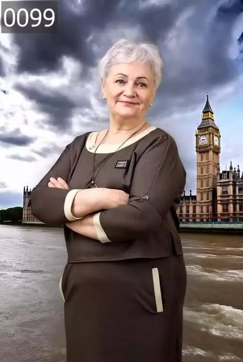 AI Video from prompt: Portrait of an elderly woman with short gray hai