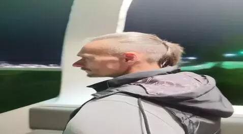 AI Video from prompt: Silhouette at the windows