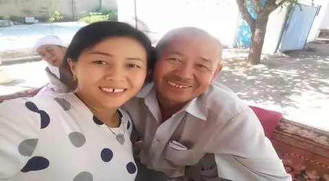AI Video from prompt: A hug, dad and daughter