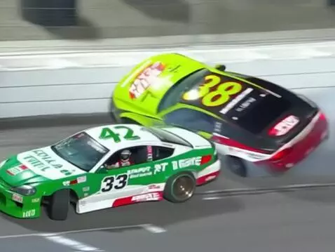 AI Video from prompt: Have the green car pass the other cars to win wh