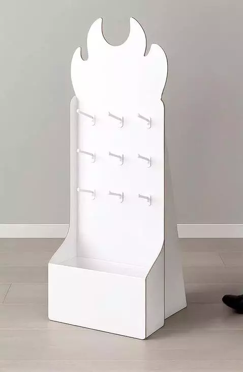 AI Video from prompt: put a person who hangs brandless products to the