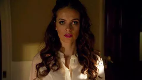 AI Video from prompt: Violet myers