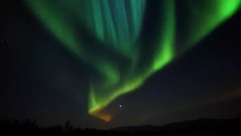 AI Video from prompt: The movement of the northern lights can be seen 