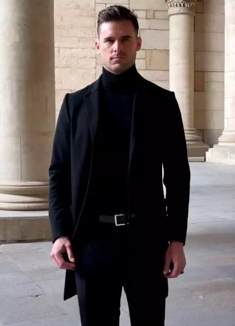 AI Video from prompt: 1/2 Ultra-realistic editorial portrait of a conf