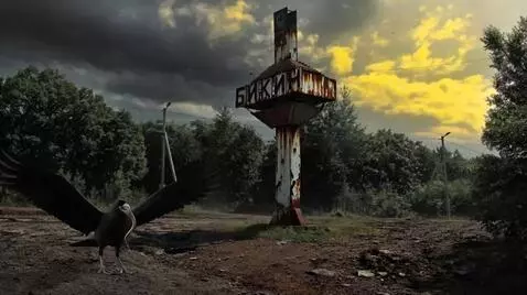 AI Video from prompt: Статичный кадр (камера не двигается). На передни