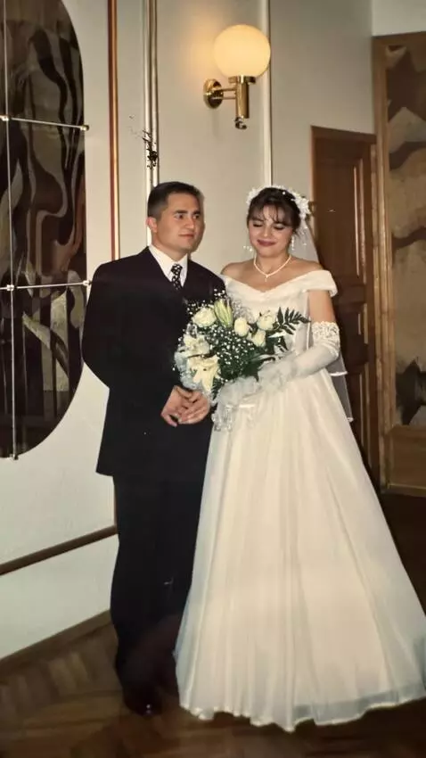 AI Video from prompt: Wedding. A man and a woman slowly look at each o