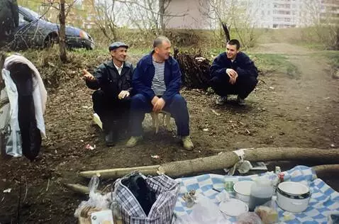 AI Video from prompt: They laugh and look at us