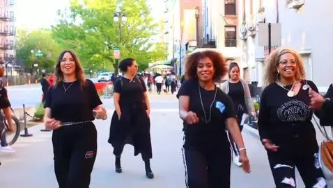 AI Video from prompt: hotsexywomen