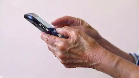 AI Video from prompt: Grandma  can’t use iPhone 17