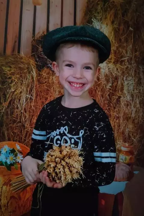 AI Video from prompt: he is smiling