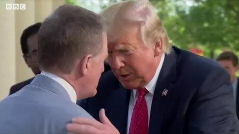 AI Video from prompt: Trump and Putin embrace