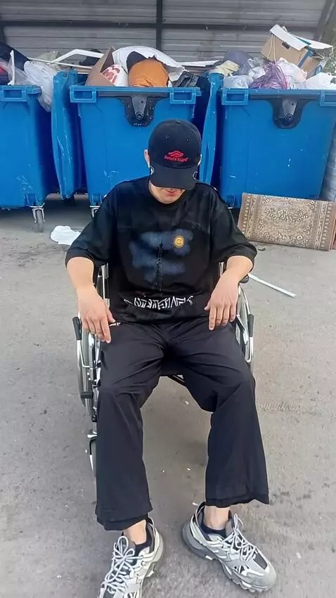 AI Video from prompt: Make him reverse flash