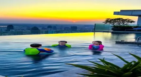 AI Video from prompt: Дети прыгают в бассейн