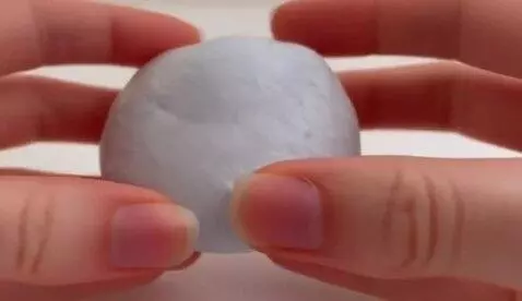 AI Video from prompt: Анимированная инфографика на светлом фоне. На ка