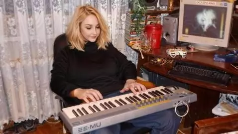 AI Video from prompt: A pretty young woman with a beautiful physique p