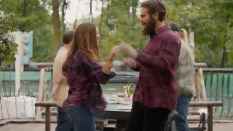 AI Video from prompt: People dancing