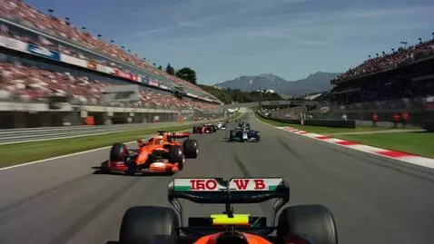 AI Video from prompt: сгенерируй гонку Формулы 1 на большом треке, с б