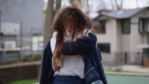 AI Video from prompt: xenomorph autofellatio dick